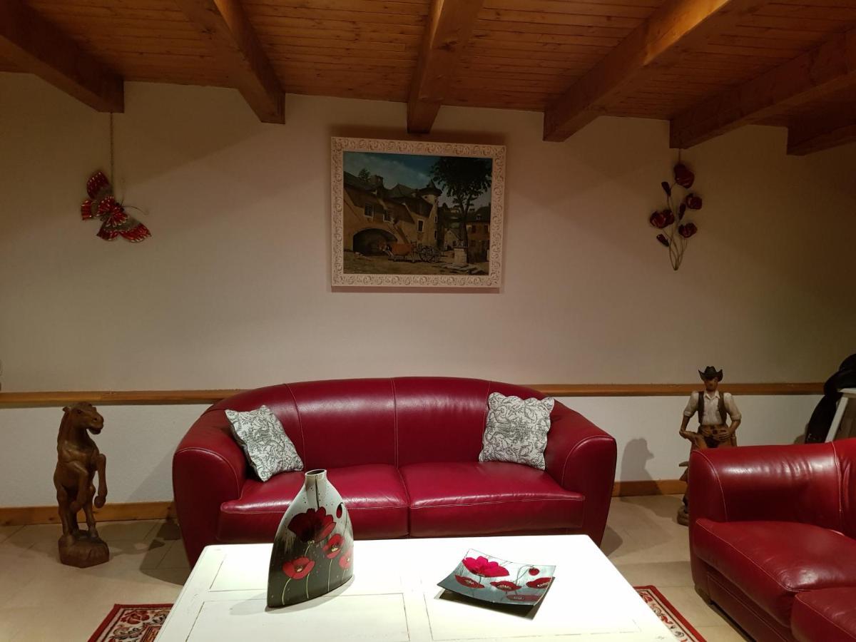 La Varenne Bed and Breakfast Lachapelle-Graillouze Exteriör bild